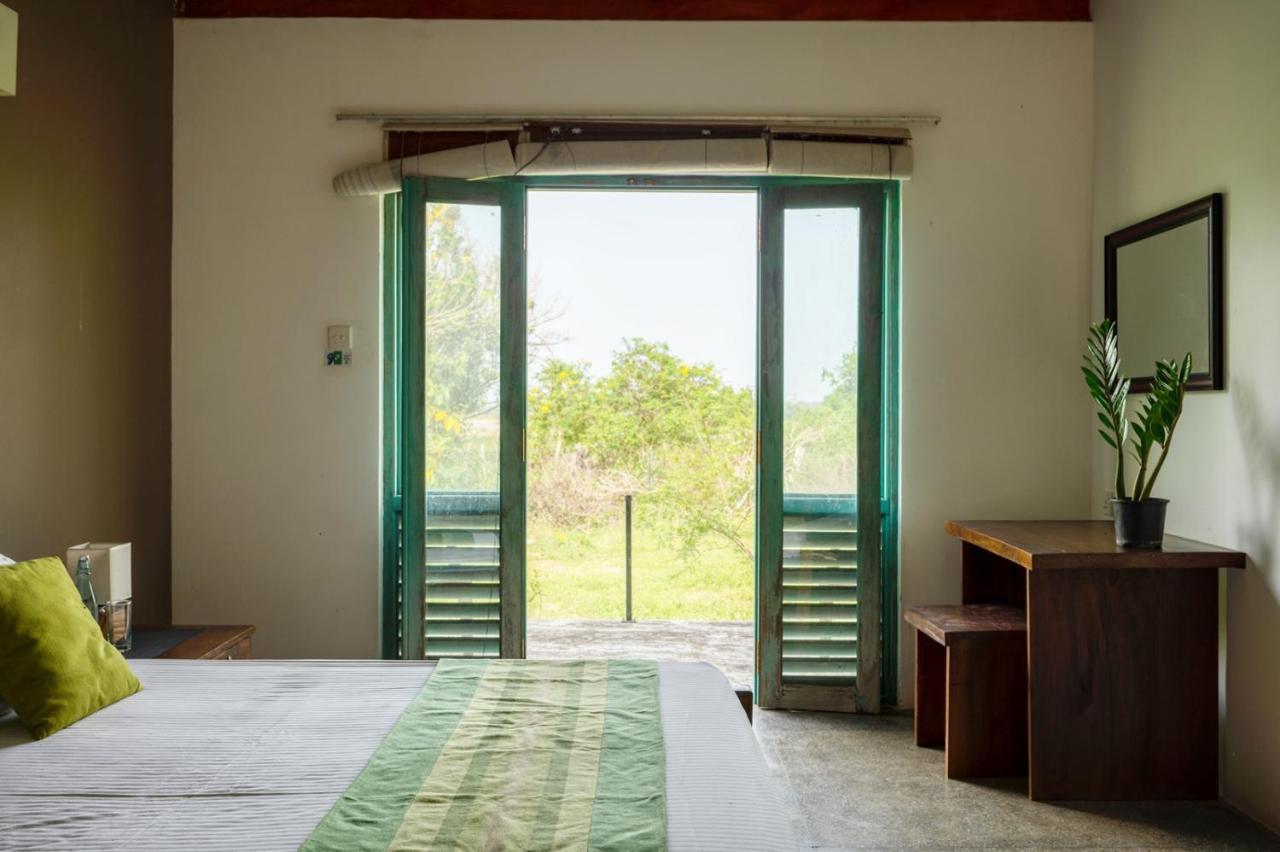 Hide Yala Bed & Breakfast Tissamaharama Exterior photo
