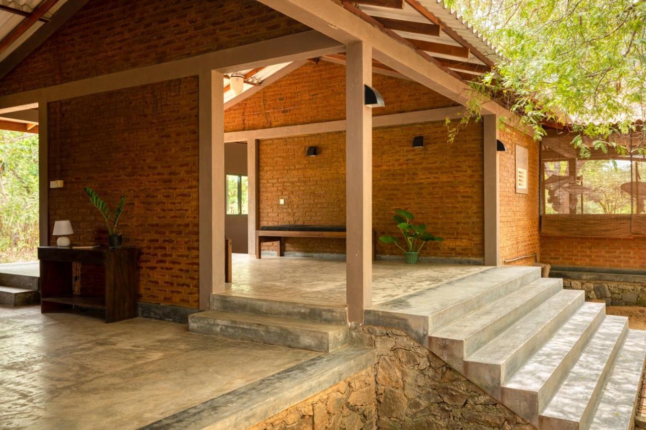 Hide Yala Bed & Breakfast Tissamaharama Exterior photo