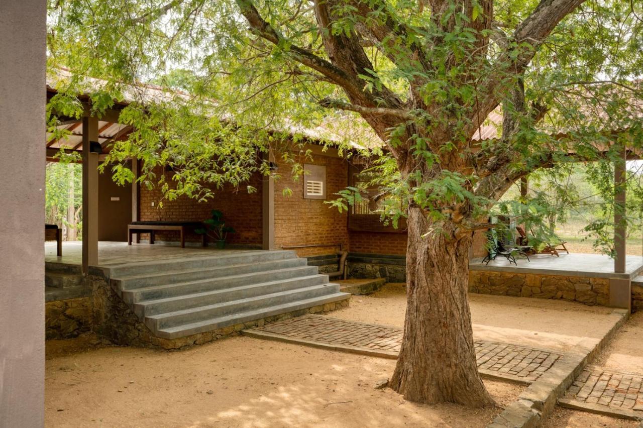 Hide Yala Bed & Breakfast Tissamaharama Exterior photo